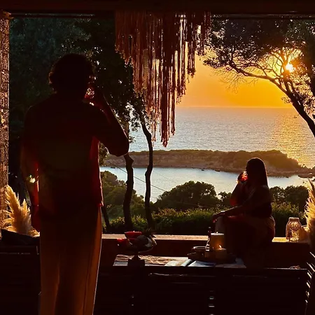 Harmony * Πύργος